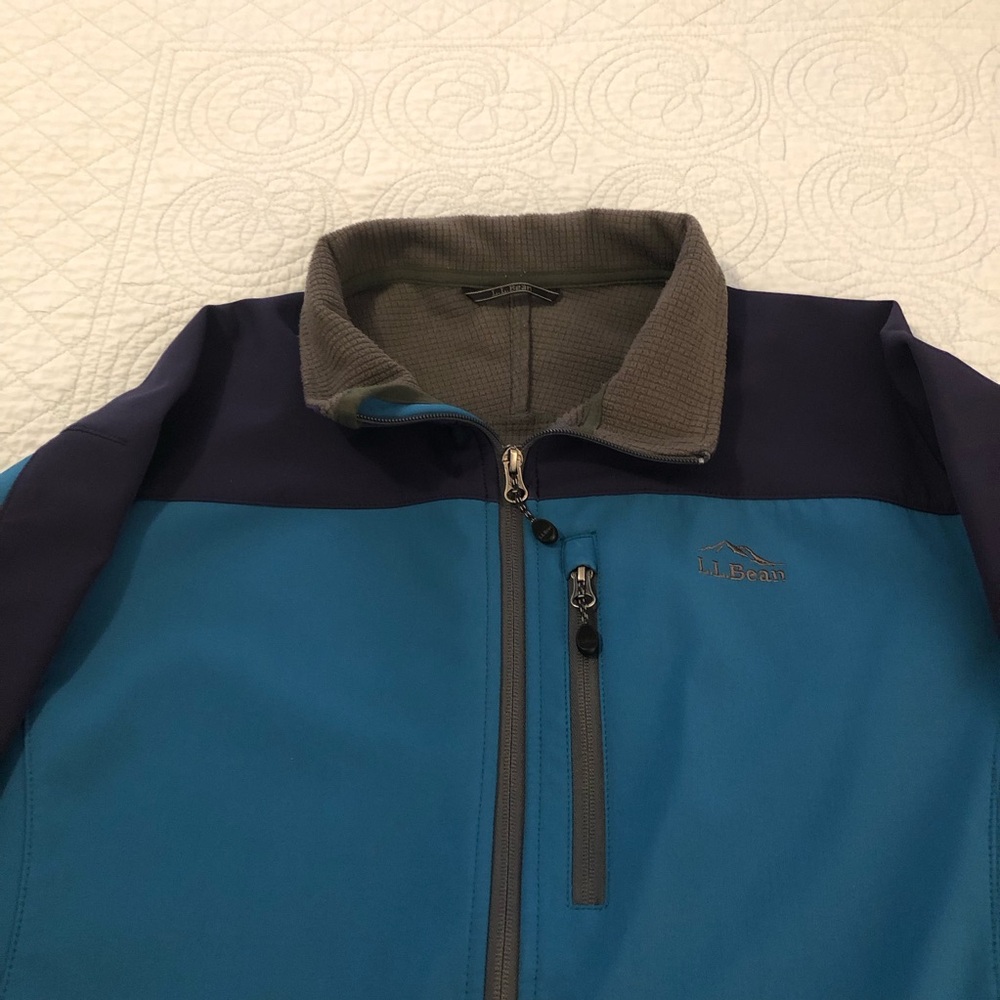 Ll Bean Pathfinder Soft Shell Jacket. Size Xlt. - image 2